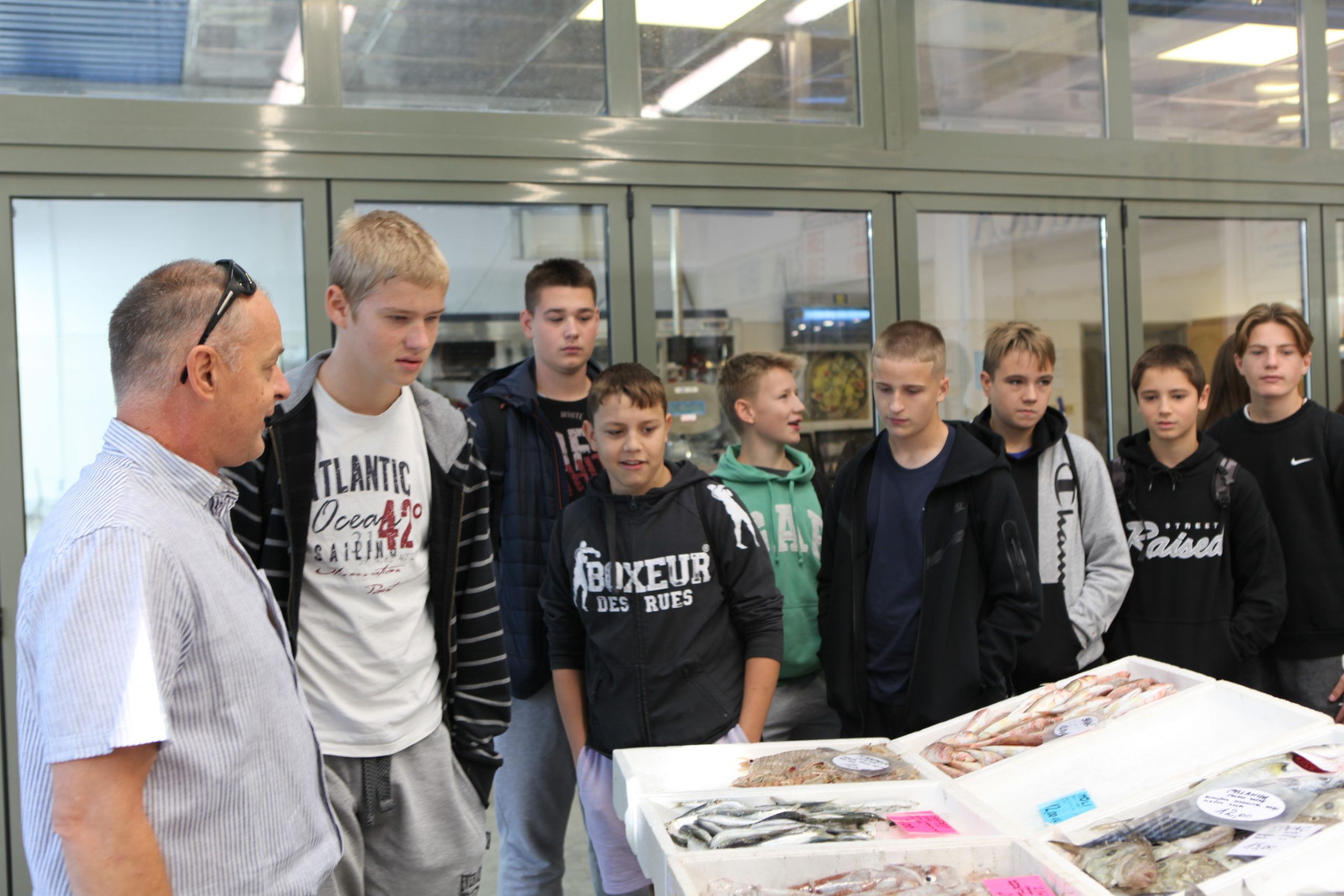 Zgodbe o ribistvu » Ribiča podelila svoje izkušnje